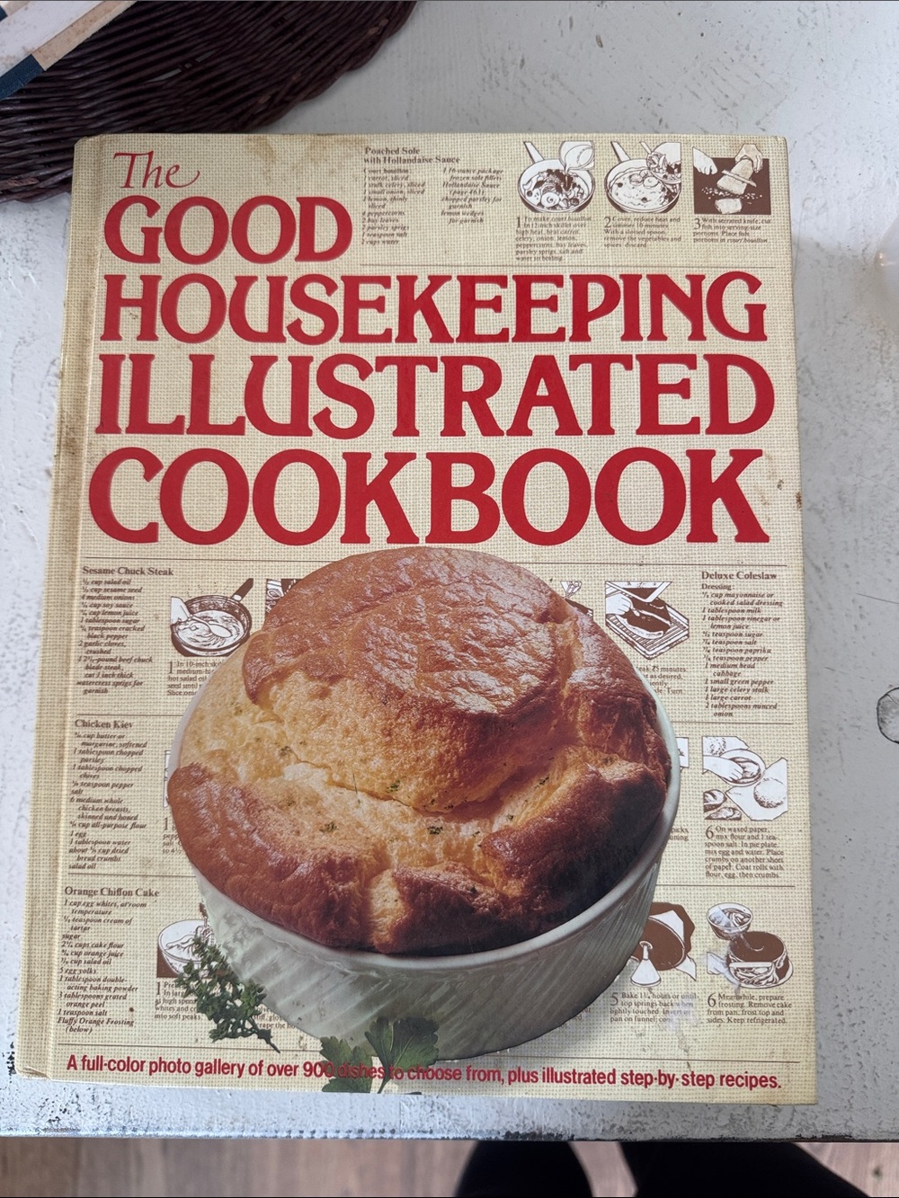 The Illustrated Cookbook - hardback Good House Keeping